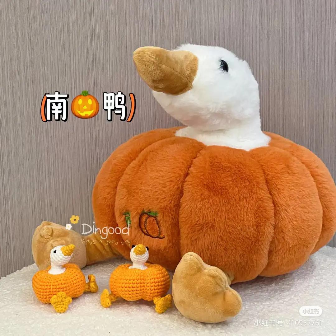 Cute Crochet Dolls: Sleeping Lion and Blue Cat Character Patterns