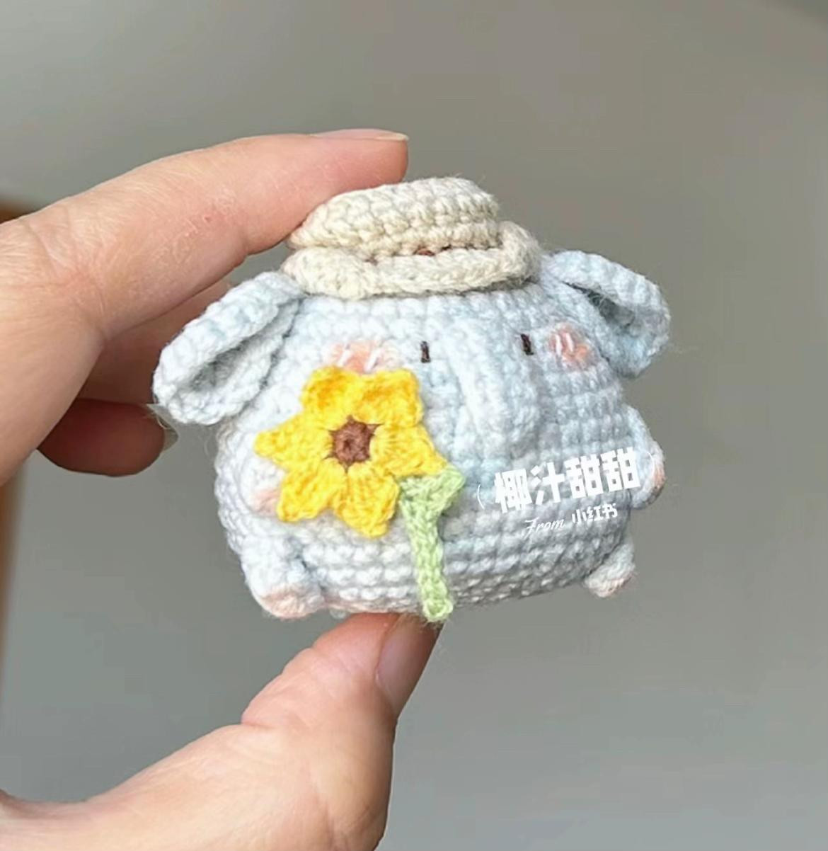 Cute Crochet Elephant Amigurumi Pattern Chart with Flower