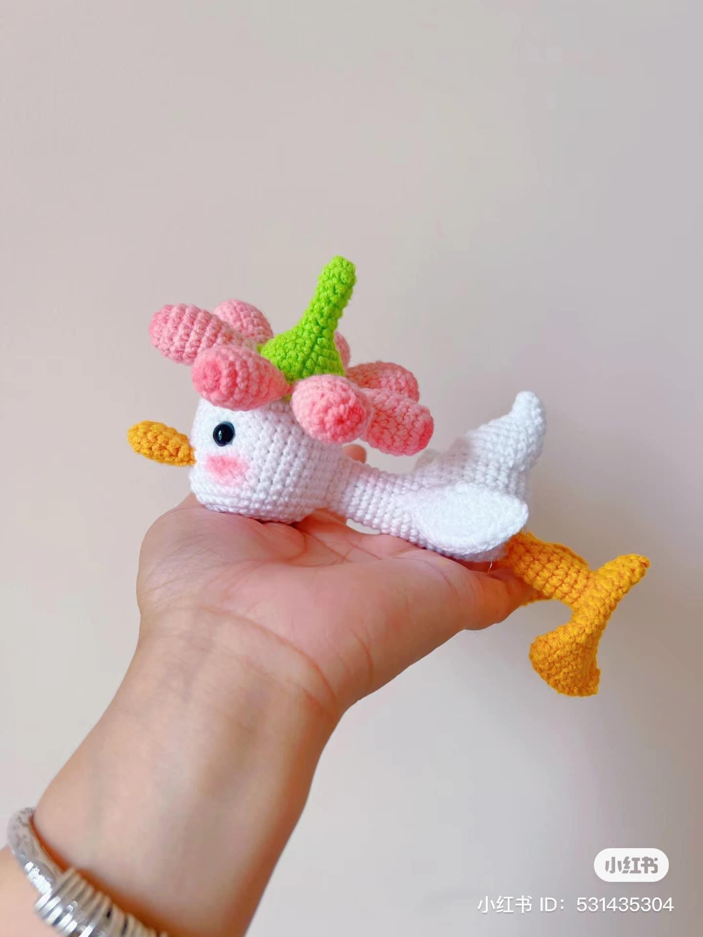 Cute Crochet Flower Hat Duck Amigurumi Doll Pattern Chart