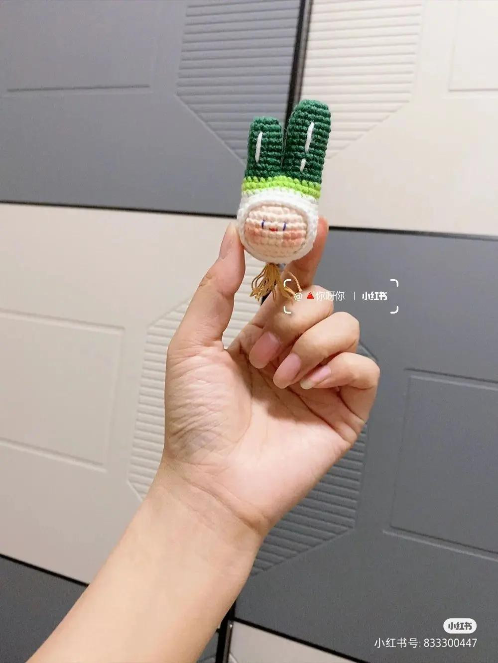 Cute Crochet Green Onion Mochi Doll Pattern Tutorial with Free Chart Instructions