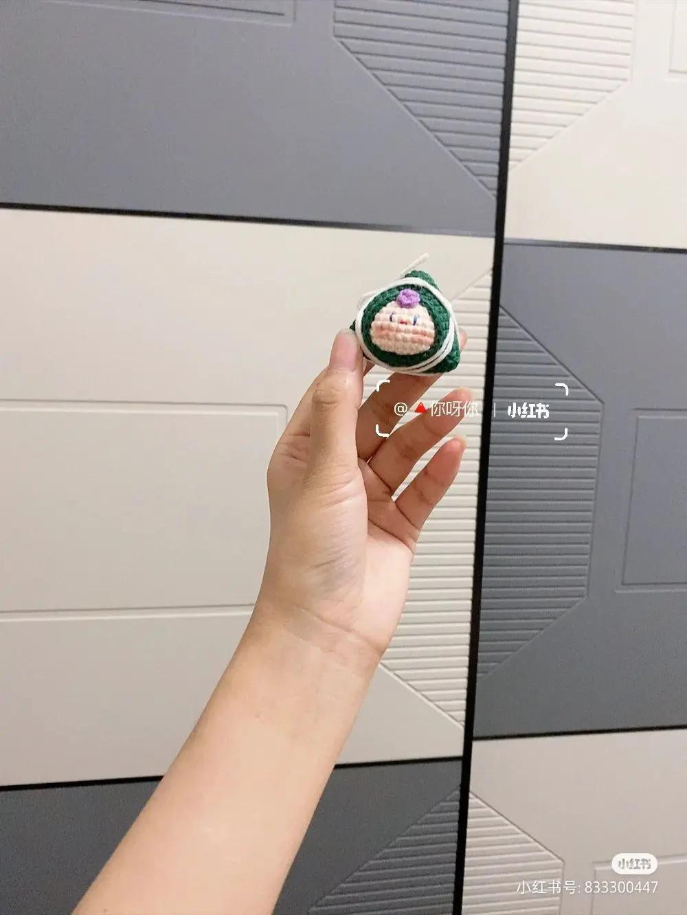 Cute Crochet Green Onion Mochi Doll Pattern Tutorial with Free Chart Instructions