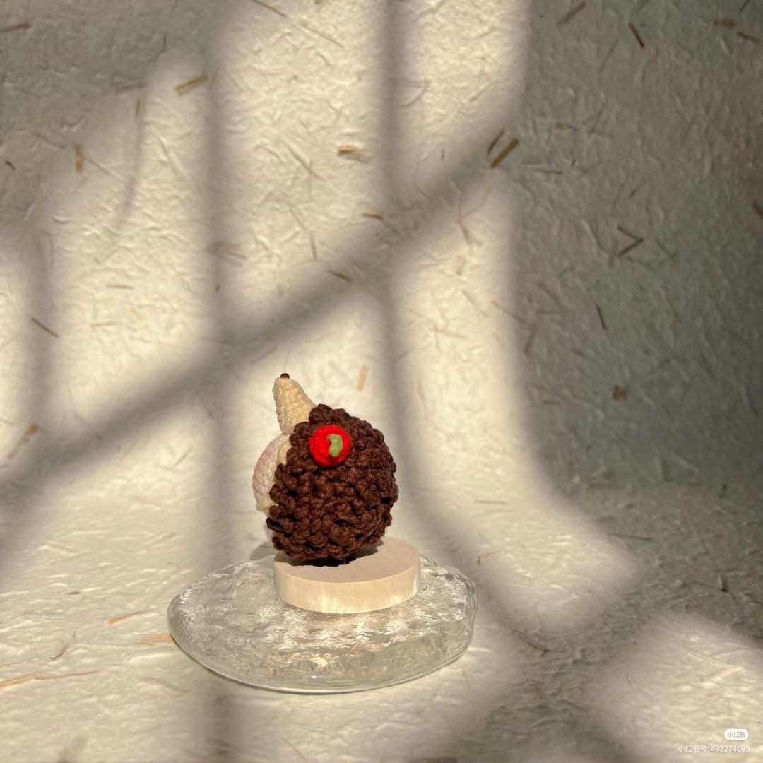 Cute Crochet Hedgehog Dumpling Amigurumi Doll Pattern