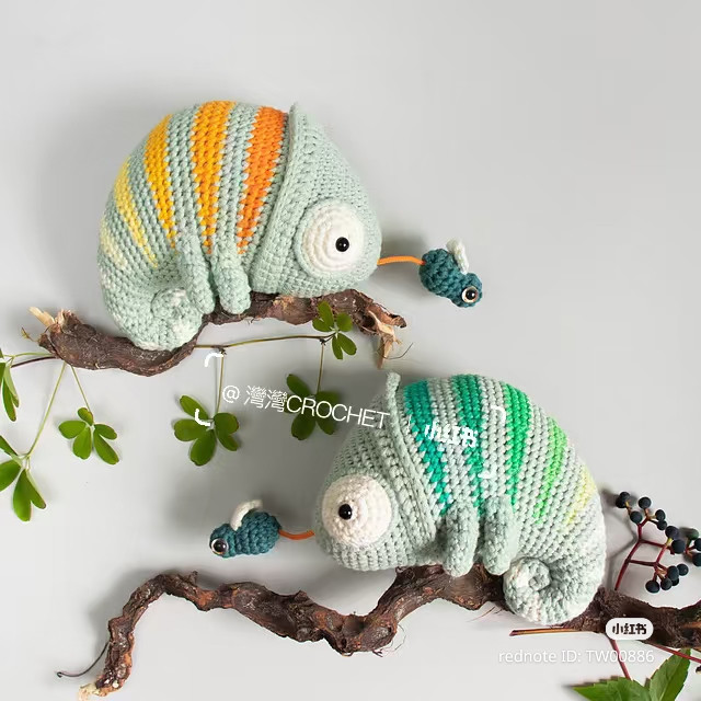 Cute Crochet Musical Chameleon Amigurumi Pattern with Tongue