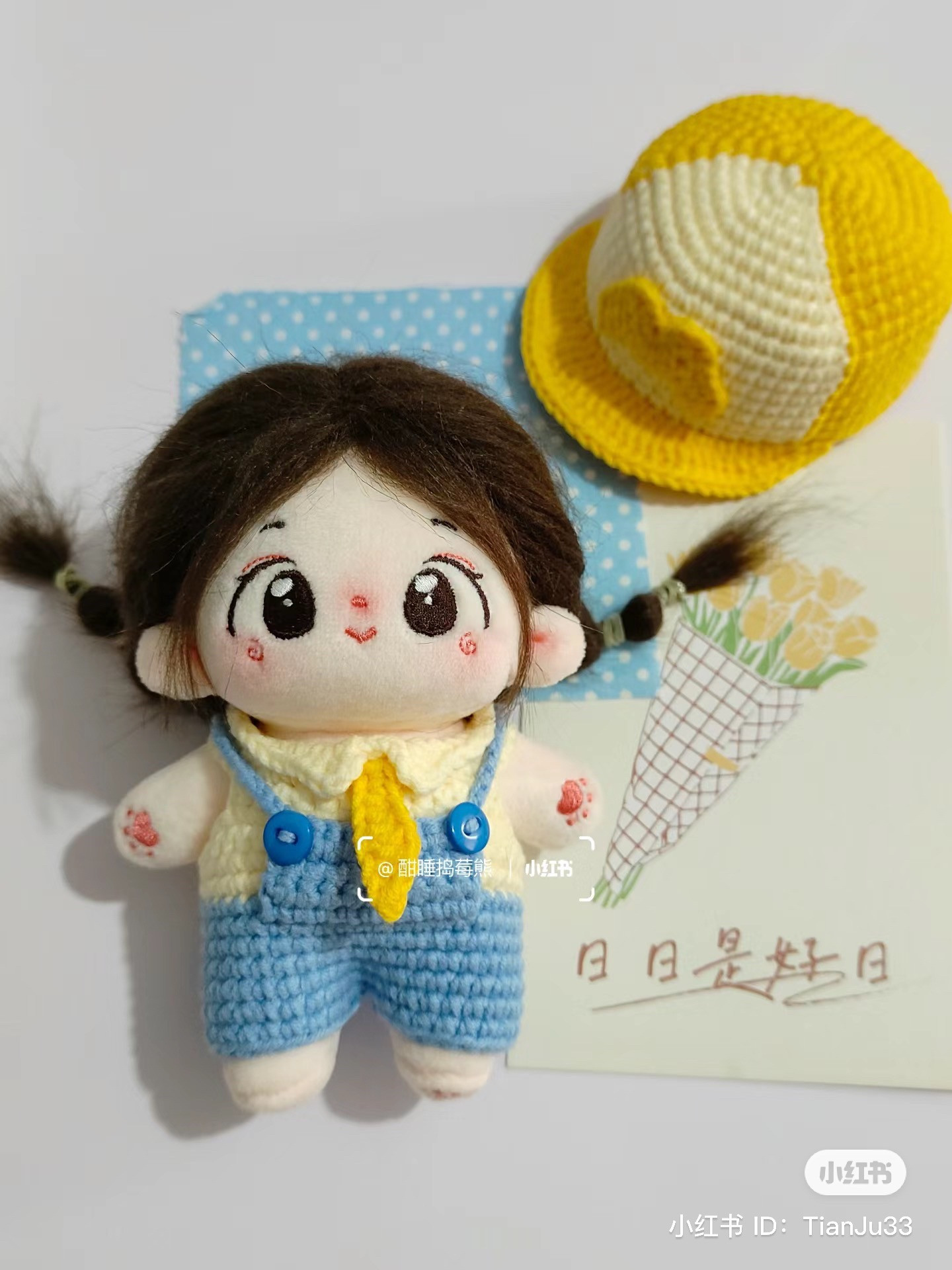 Cute Crochet Outfit Pattern for 10cm Doll - Yellow Hat, Blue Overalls and Tie