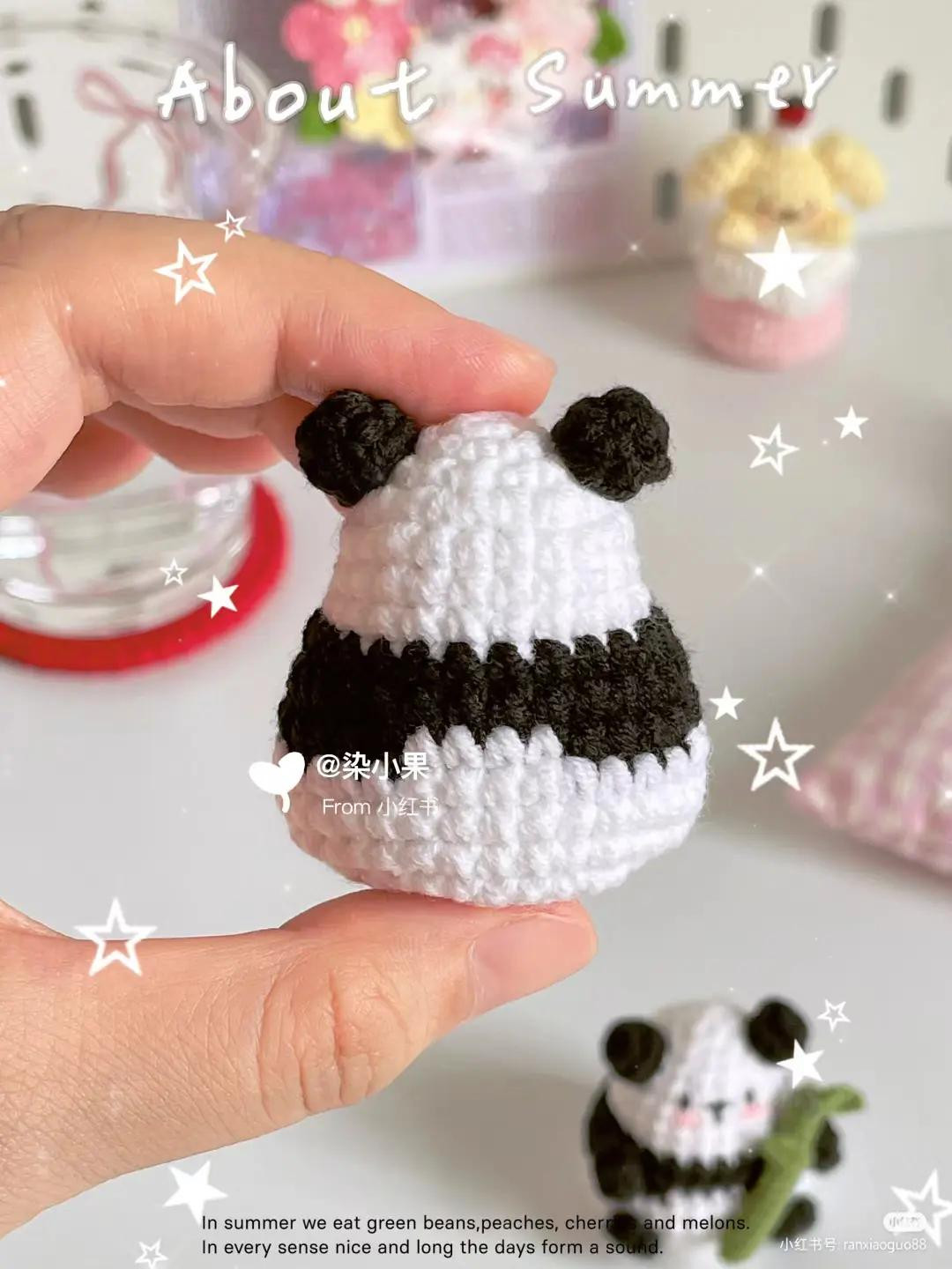 Cute Crochet Panda Amigurumi Pattern with Bamboo and Chair Tutorial