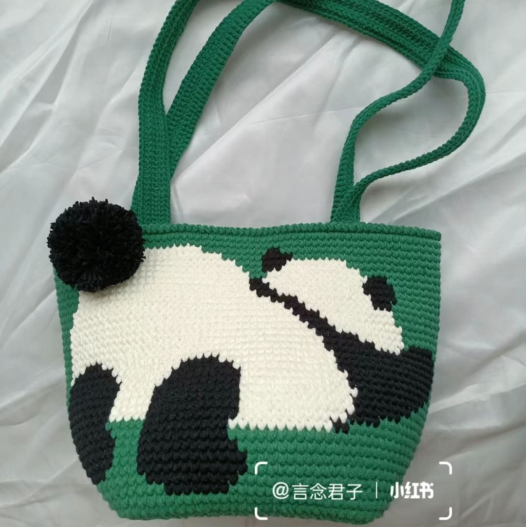 Cute Crochet Panda Tote Bag Pattern with Green Background and Black Pom-Pom Detail