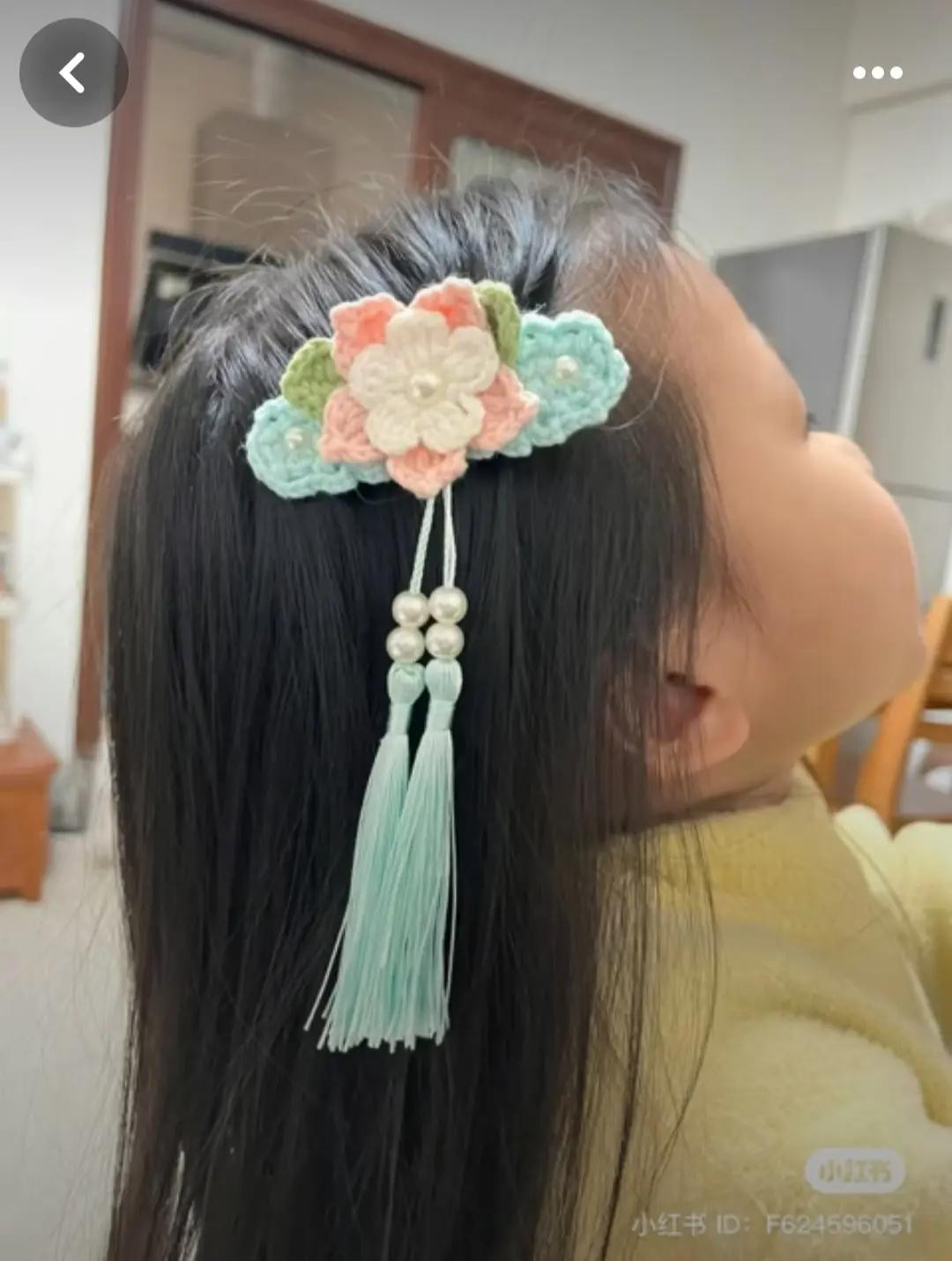 Cute Crochet Patterns Collection: Cat Face Flat Chart, Strawberry Bear Amigurumi, and Hamburger Rabbit Ice Cream Tutorial