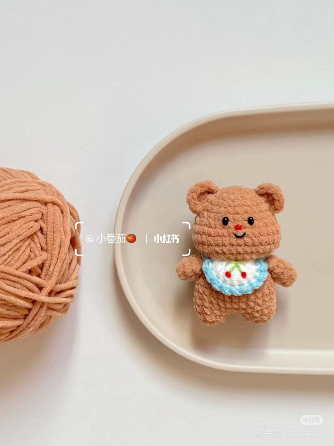 Cute Crochet Patterns: Rose Bouquet, Duck Keychains & Strawberry Amigurumi