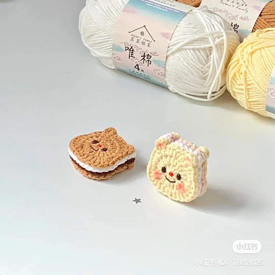 Cute Crochet Pig Skewer and Bear Cookie Amigurumi Patterns with Free Chart Instructions