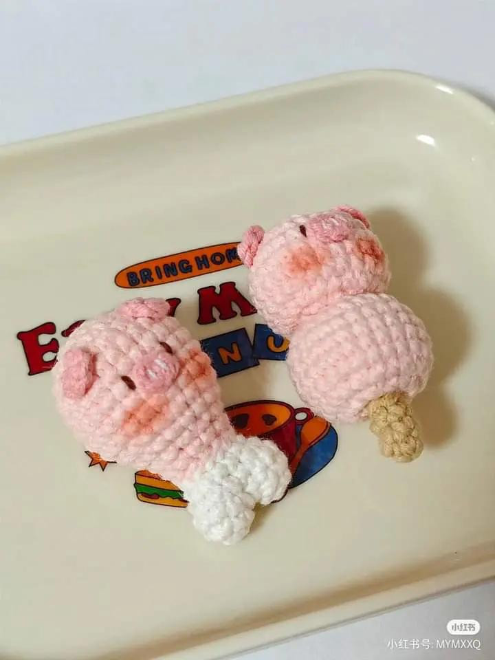 Cute Crochet Pig Snack Set Pattern: Pig Skewer and Leg Amigurumi Chart