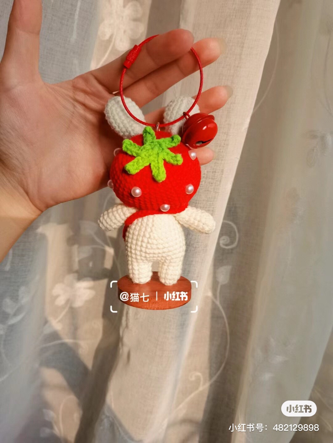 Cute Crochet Strawberry Rabbit Amigurumi Pattern