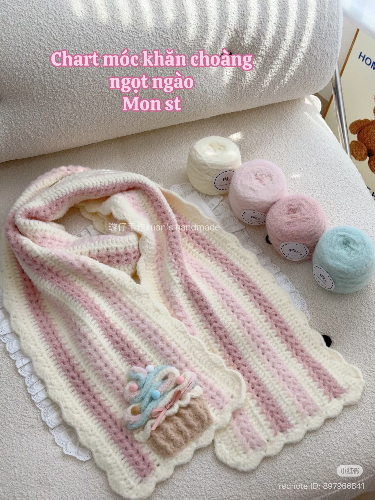 Cute Cupcake Crochet Scarf Pattern with Color Stripes