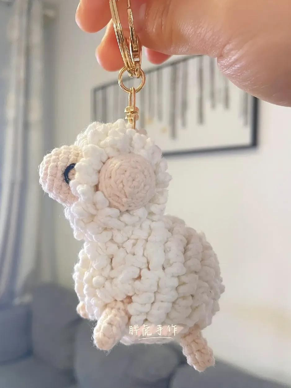 Cute Curly Wool Sheep Amigurumi Keychain Crochet Pattern