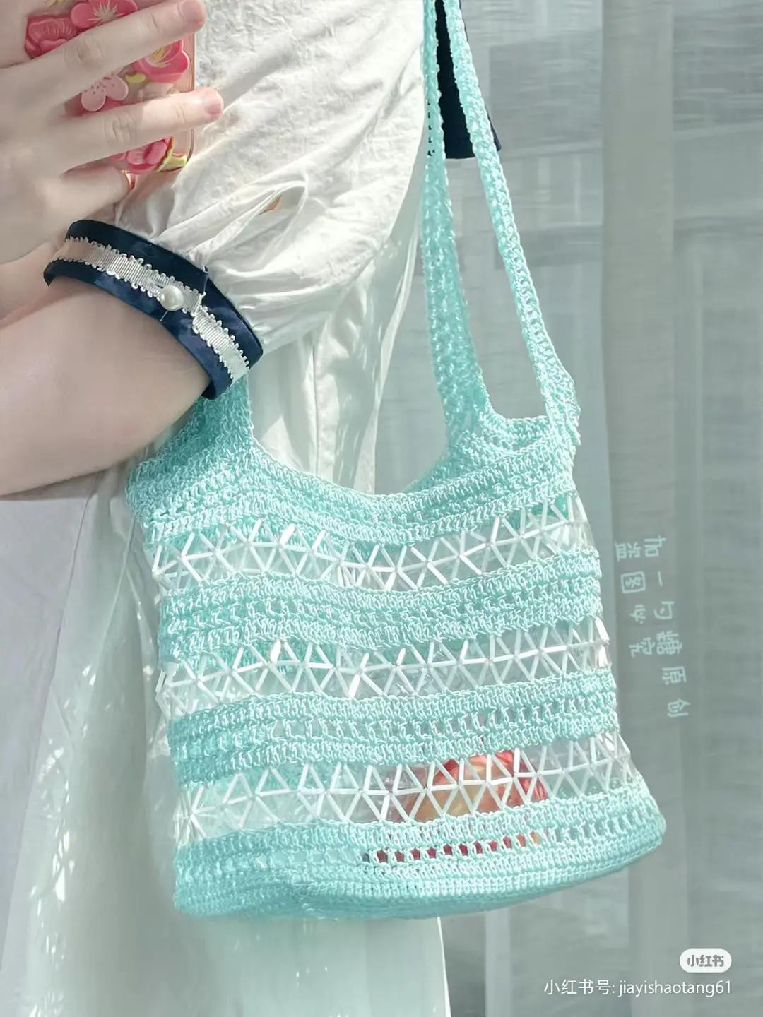 Cute Fluffy Crochet Bag Pattern with Written Instructions in Pastel Colors