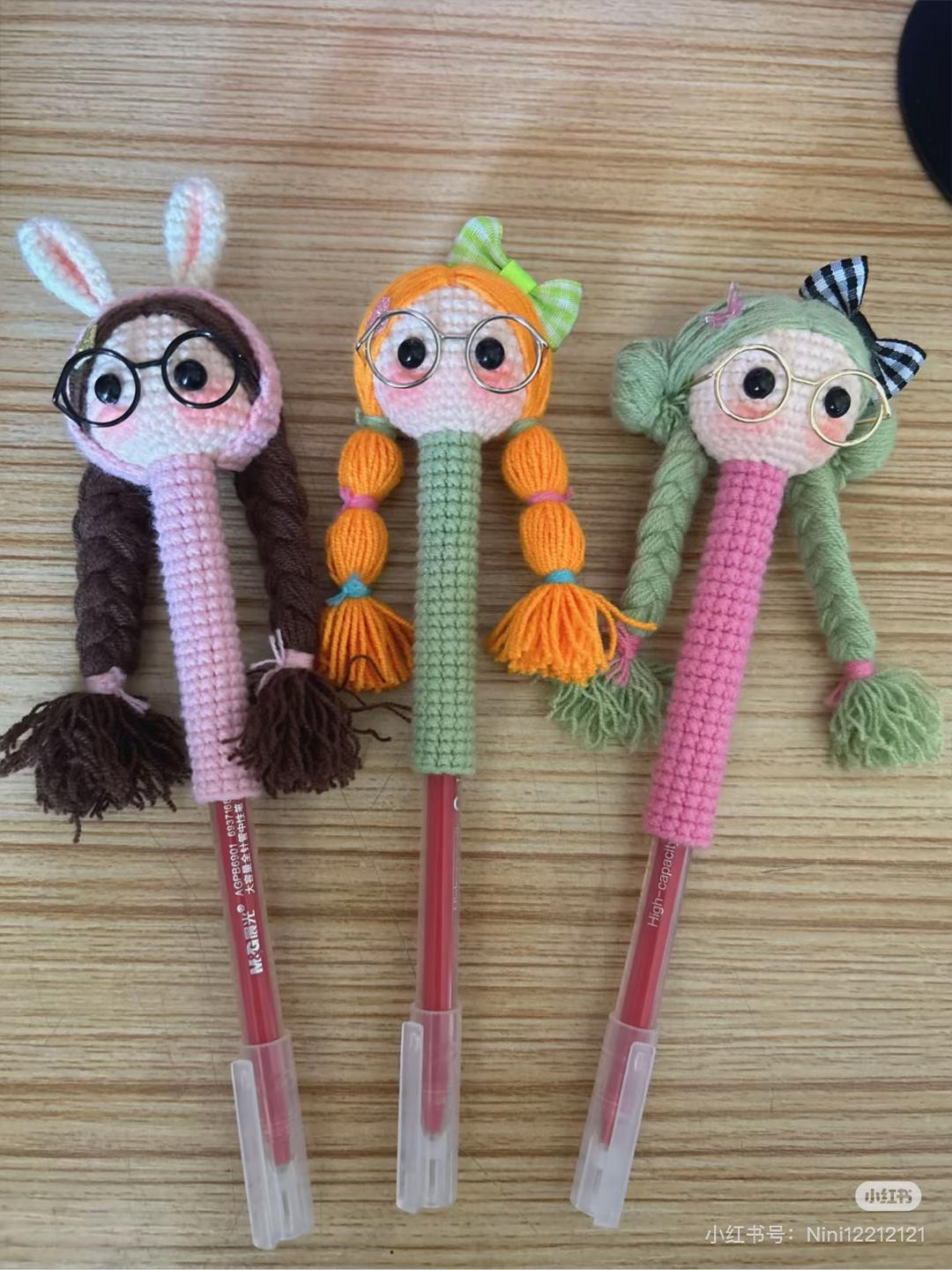 Cute Girl Crochet Pen Top Tutorial Chart