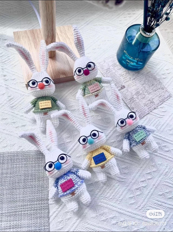 Cute Glasses Rabbit Amigurumi Crochet Pattern Tutorial