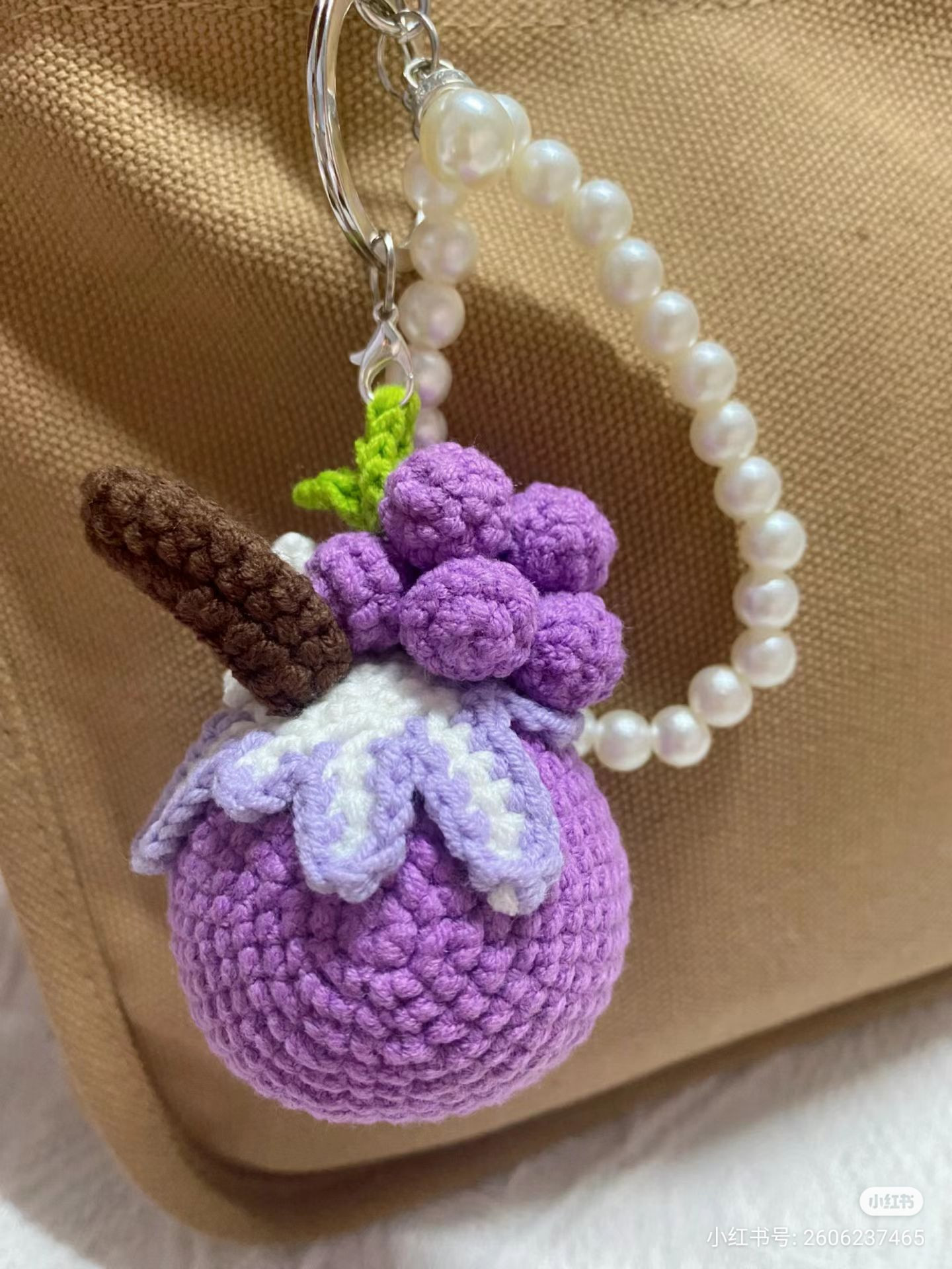 Cute Grape Juice Amigurumi Keychain Pattern with Pearls and Cream