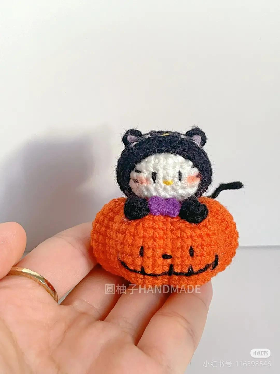 Cute Halloween Kitty Cat in Pumpkin Crochet Pattern Chart
