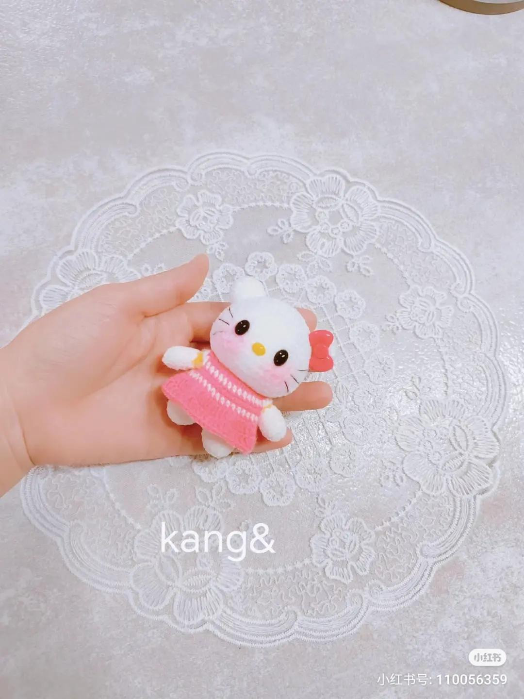 Cute Hello Kitty Amigurumi Doll with Pink Dress - Crochet Pattern Chart and Tutorial