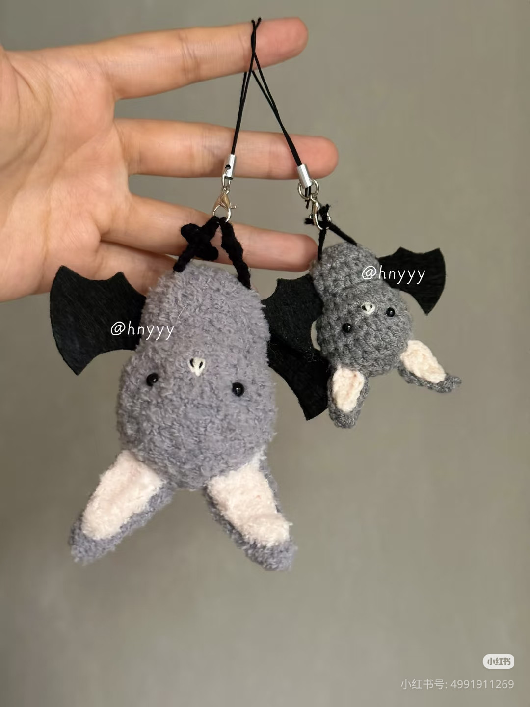 Cute Little Bat Amigurumi Crochet Pattern and Tutorial