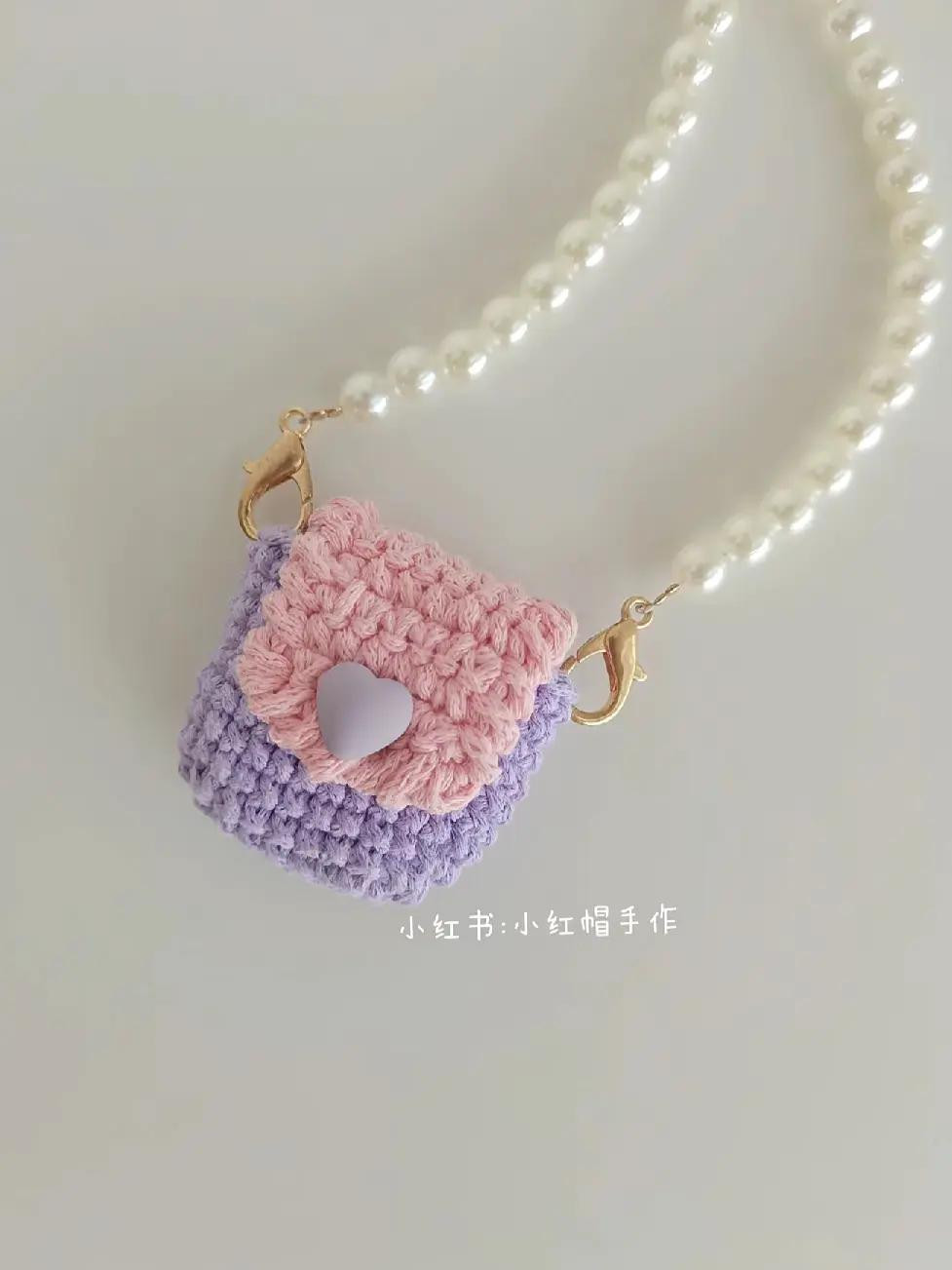 Cute Mini Crochet Bag Patterns: Pastel Colors with Pearl Chain and Heart Details