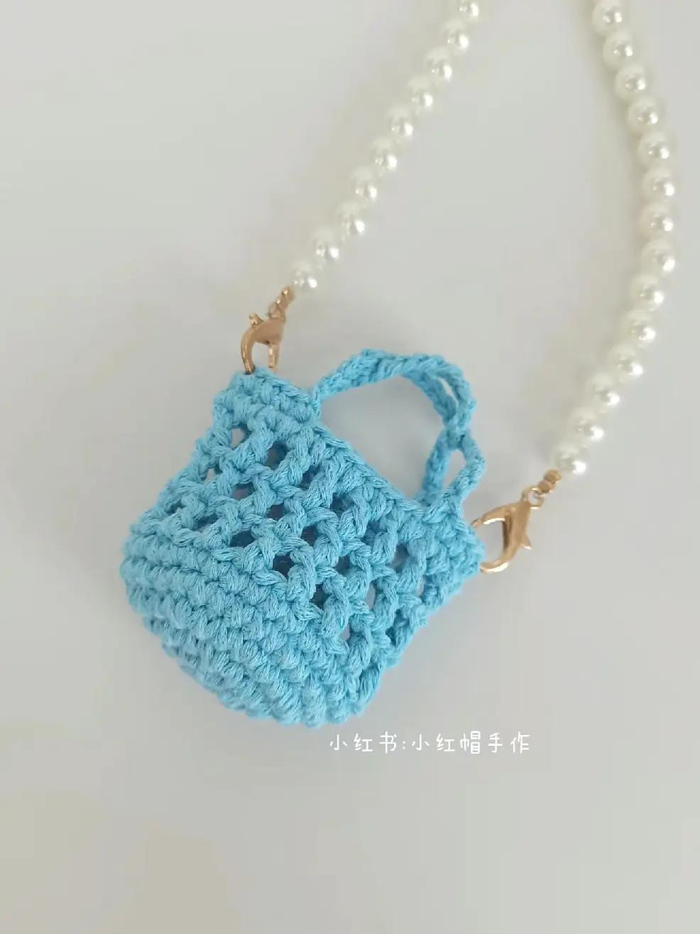 Cute Mini Crochet Bag Patterns: Pastel Colors with Pearl Chain and Heart Details