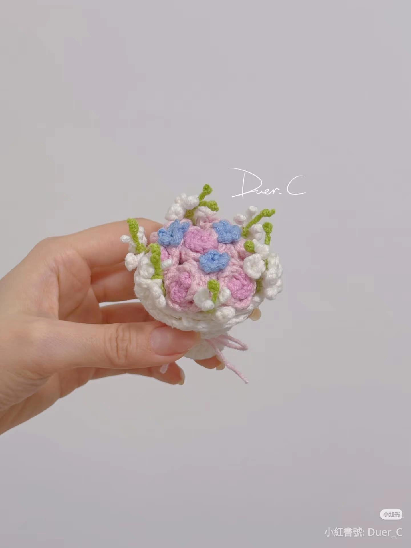 Cute Mini Crochet Bouquet Pattern: Roses and Larkspur