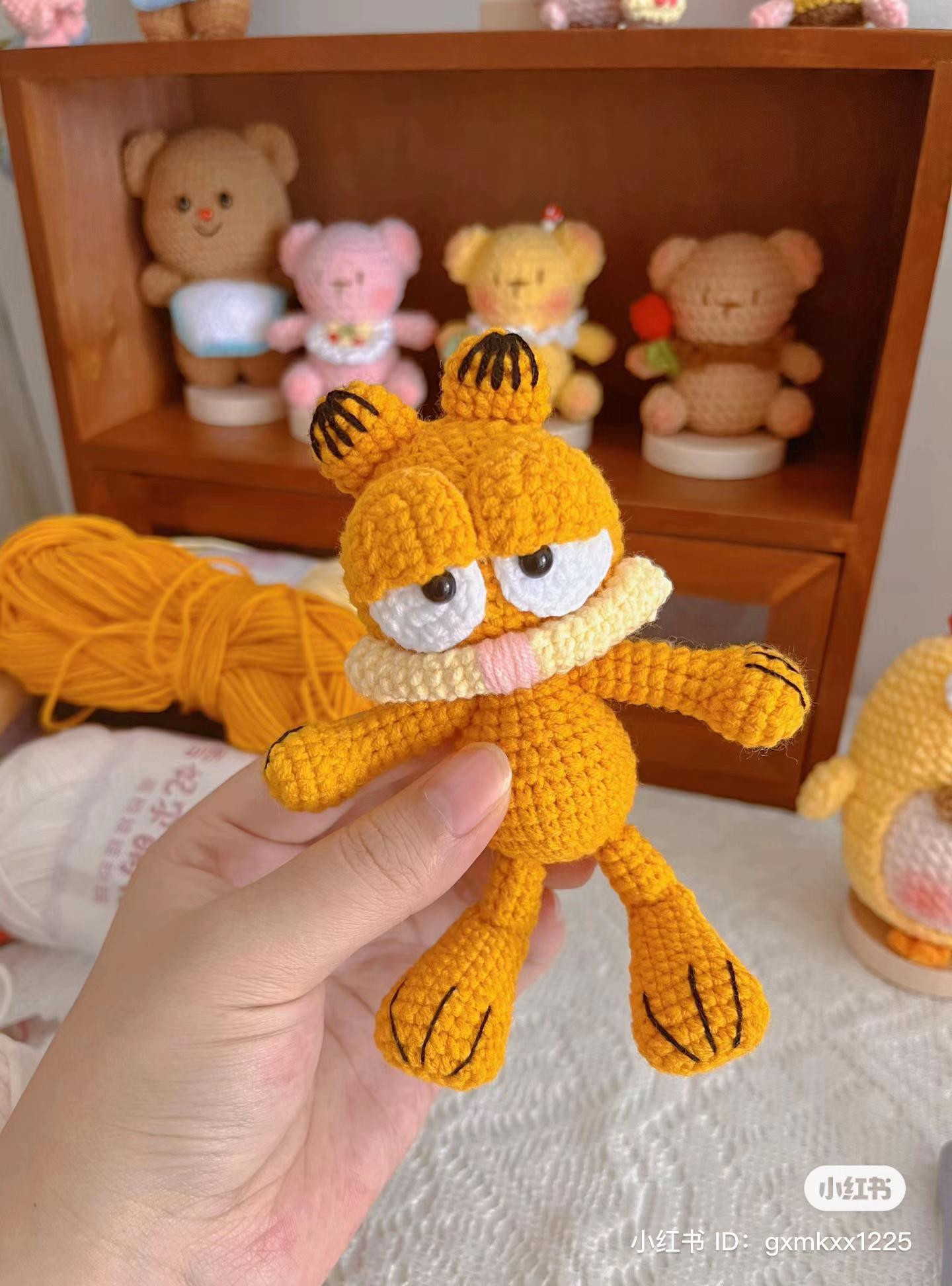 Cute Orange Garfield Cat Amigurumi Doll Crochet Pattern with Detailed Instructions