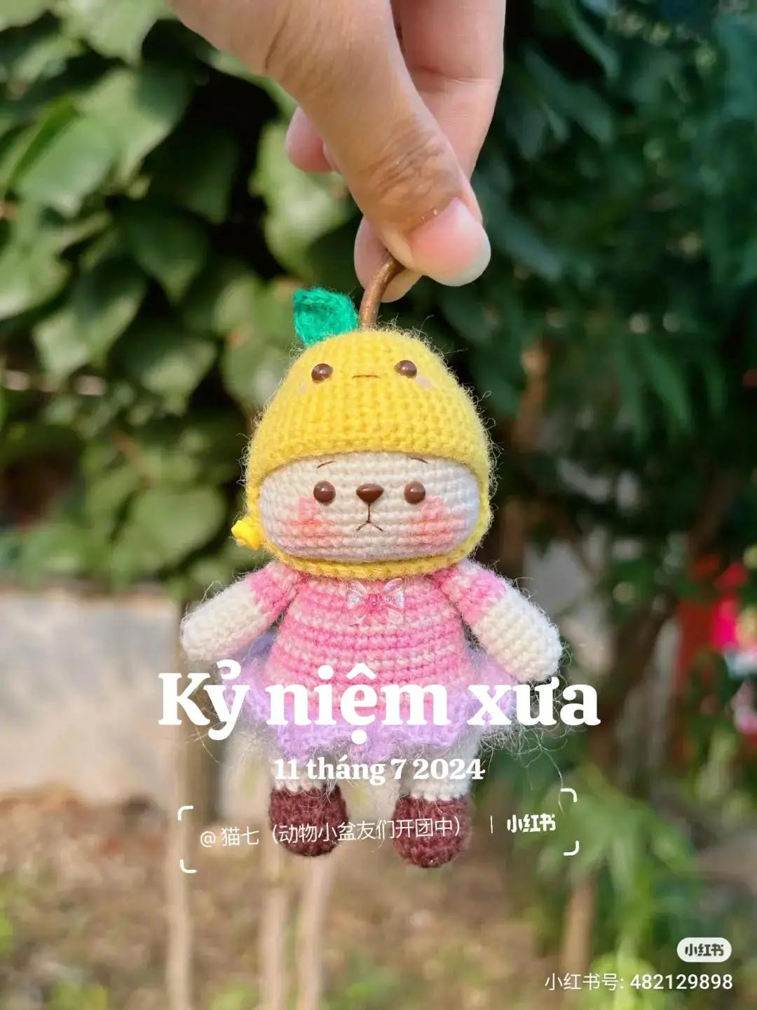 Cute Pear Rabbit Crochet Pattern with Pink Dress