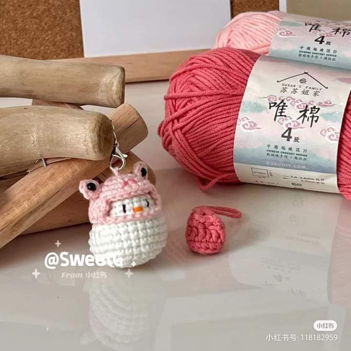 Cute Pink Crochet Duck with Bucket Bag Pattern