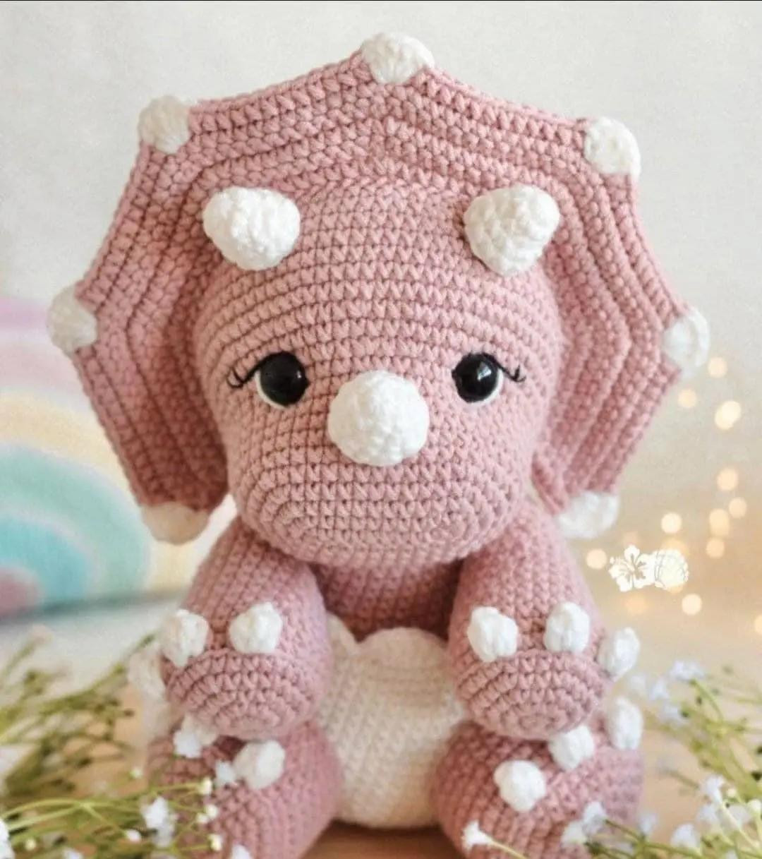 Cute Pink Triceratops Dinosaur Amigurumi Crochet Pattern Chart with Step-by-Step Instructions
