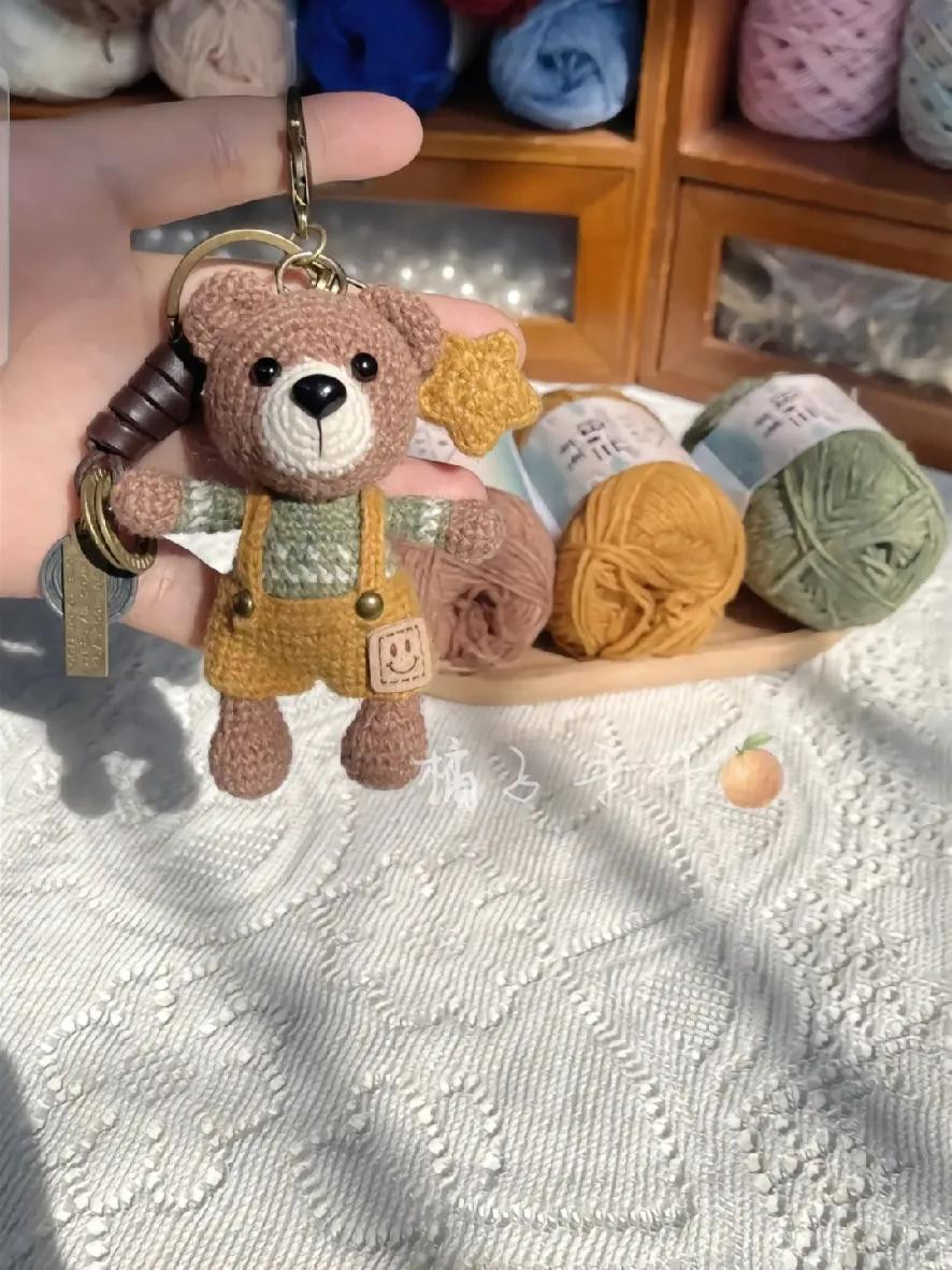 Cute Retro Crochet Bear Keychain Pattern Chart