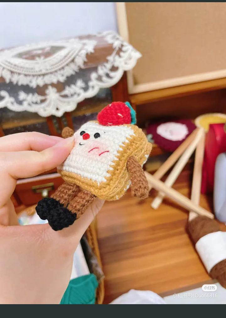 Cute Strawberry Toast Bread Amigurumi Doll Crochet Pattern