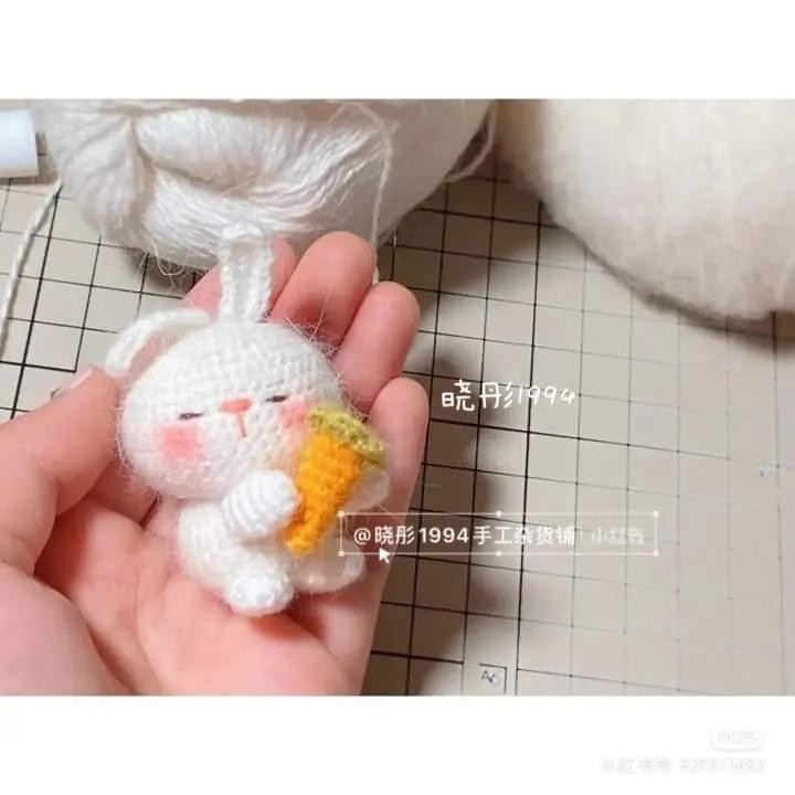 Cute White Bunny Holding Carrot Amigurumi Pattern