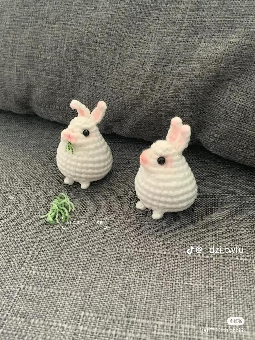 Cute White Crochet Rabbit Amigurumi with Green Carrot Pattern