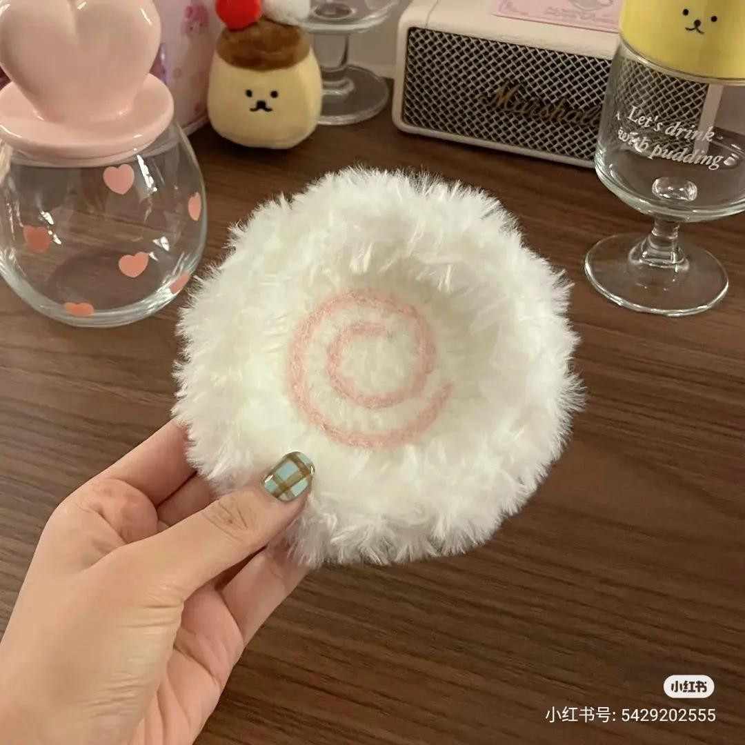 Cute White Fluffy Crochet Coaster Pattern with Pink Spiral Design and Fringe Edging Instructions