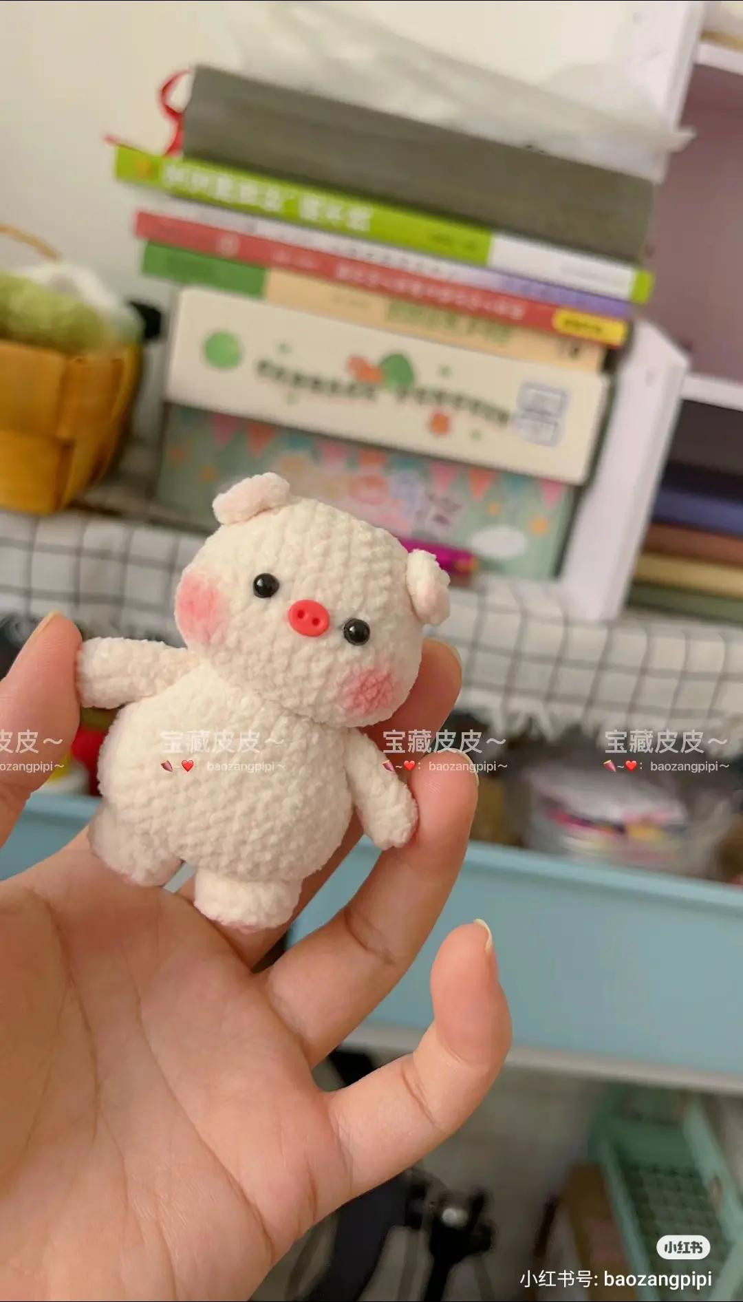 Cute White Pig Amigurumi Crochet Pattern Chart