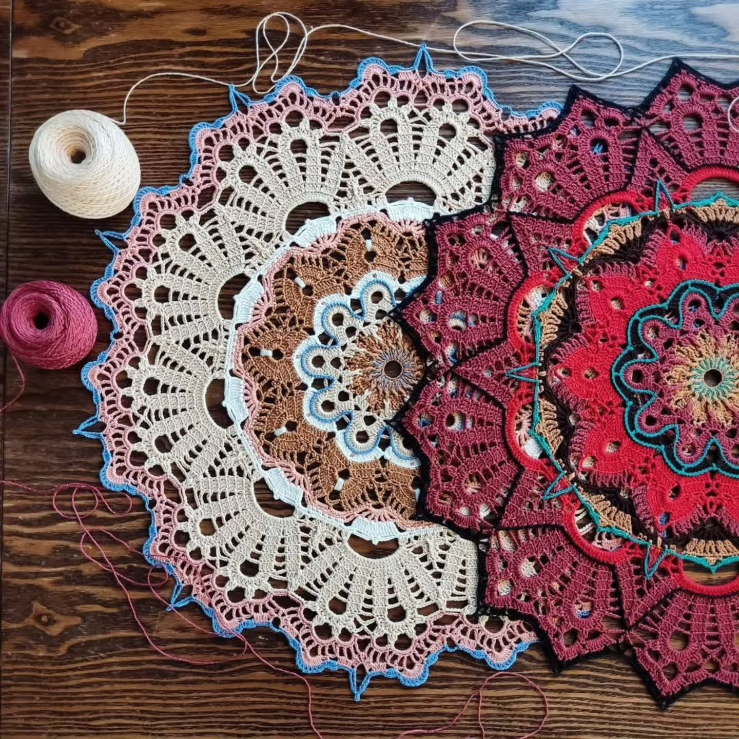 Daria Dubchak Free Pattern: Colorful Crochet Mandala Placemat Chart