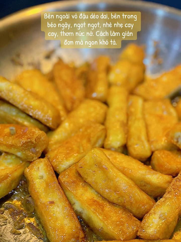 Đậu rim sả hết cả nồi cơm: Đậu phụ chiên vàng rim nước sốt sả ớt thơm nức, giòn dai béo ngậy