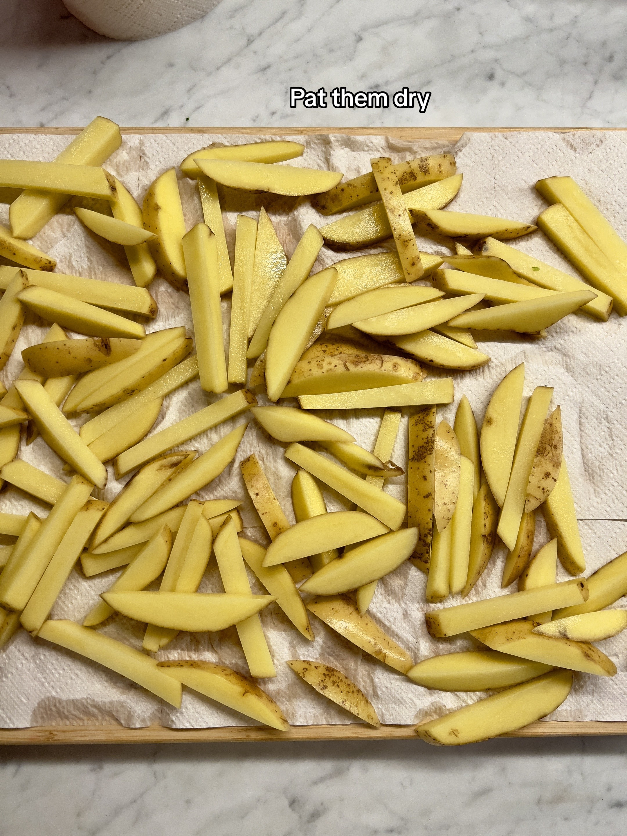 Delicious Chicken Shawarma Bowl Recipe with Crispy Fries, Fresh Salad, and Creamy Sauce