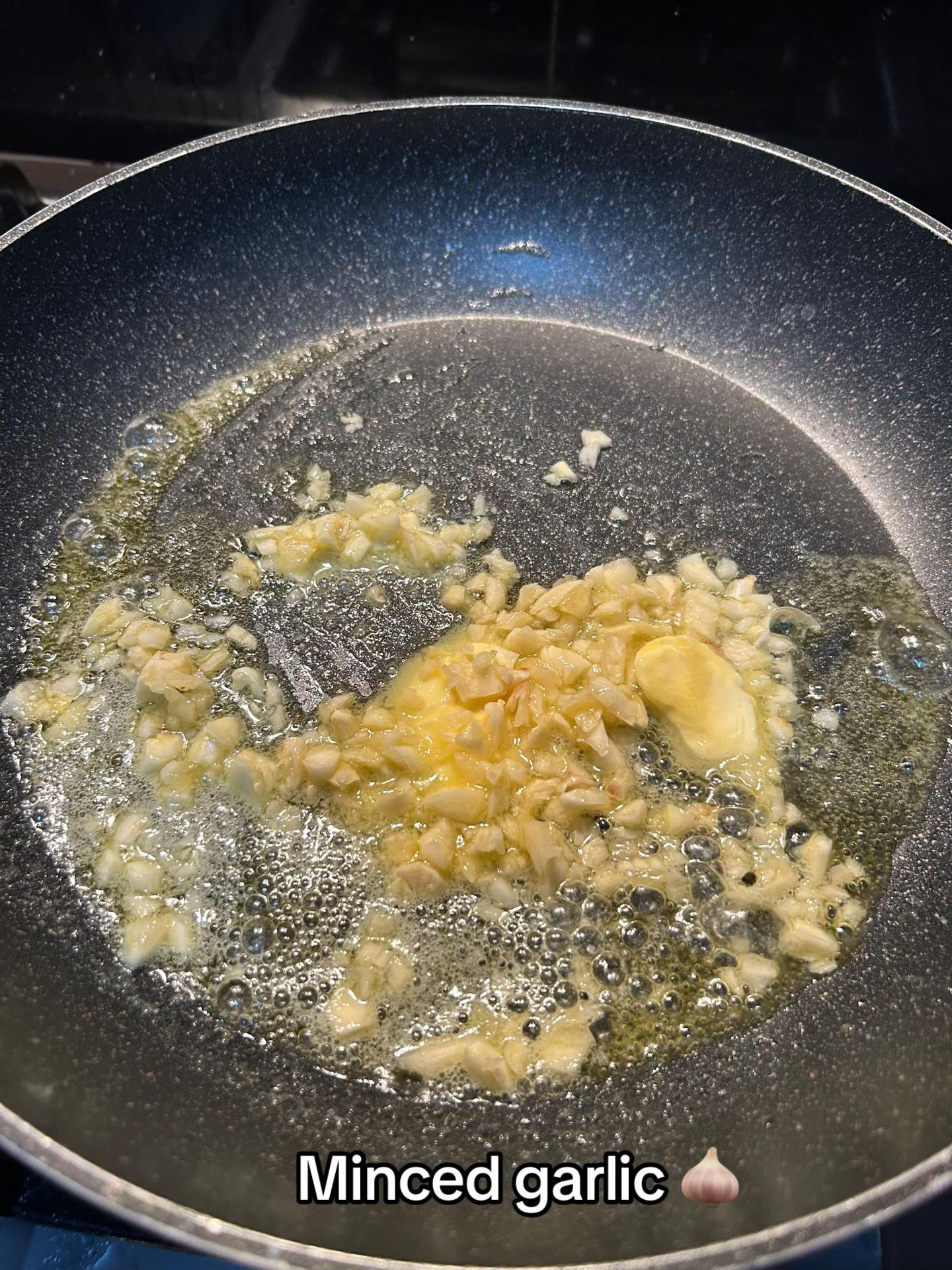 Delicious Salted Egg Yolk Shrimps Recipe with Cornstarch Marinade