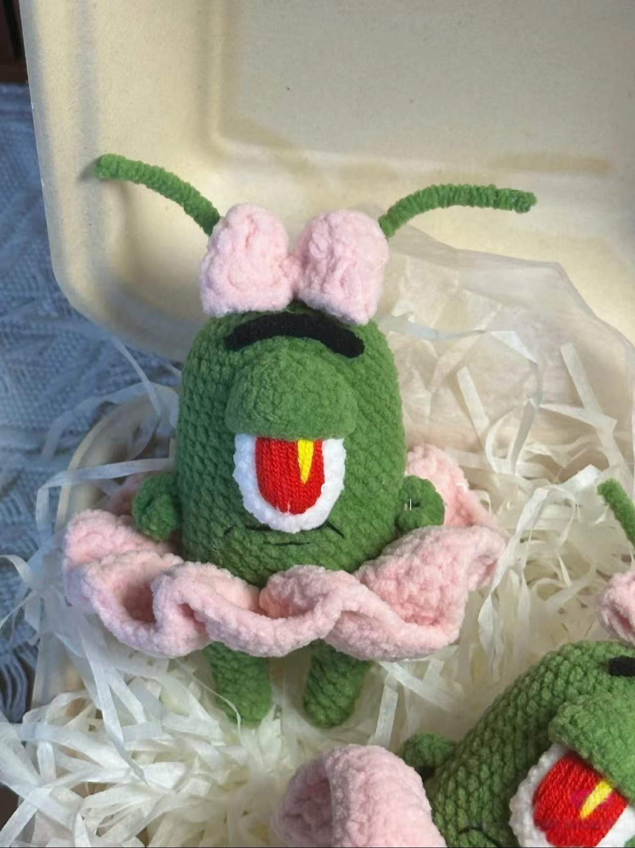 Diagrama de Tricô Plankton Fofinho com Saia Rosa