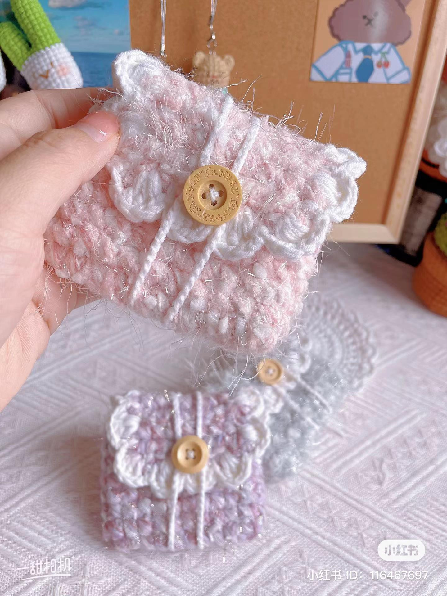DIY Crochet Card Holder Bag Pattern with Pearl Strap and Flower Detail