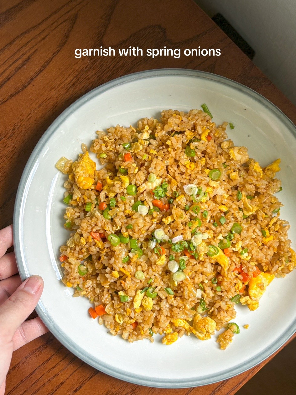 Easy Egg Fried Rice with Carrots, Onions, and French Beans