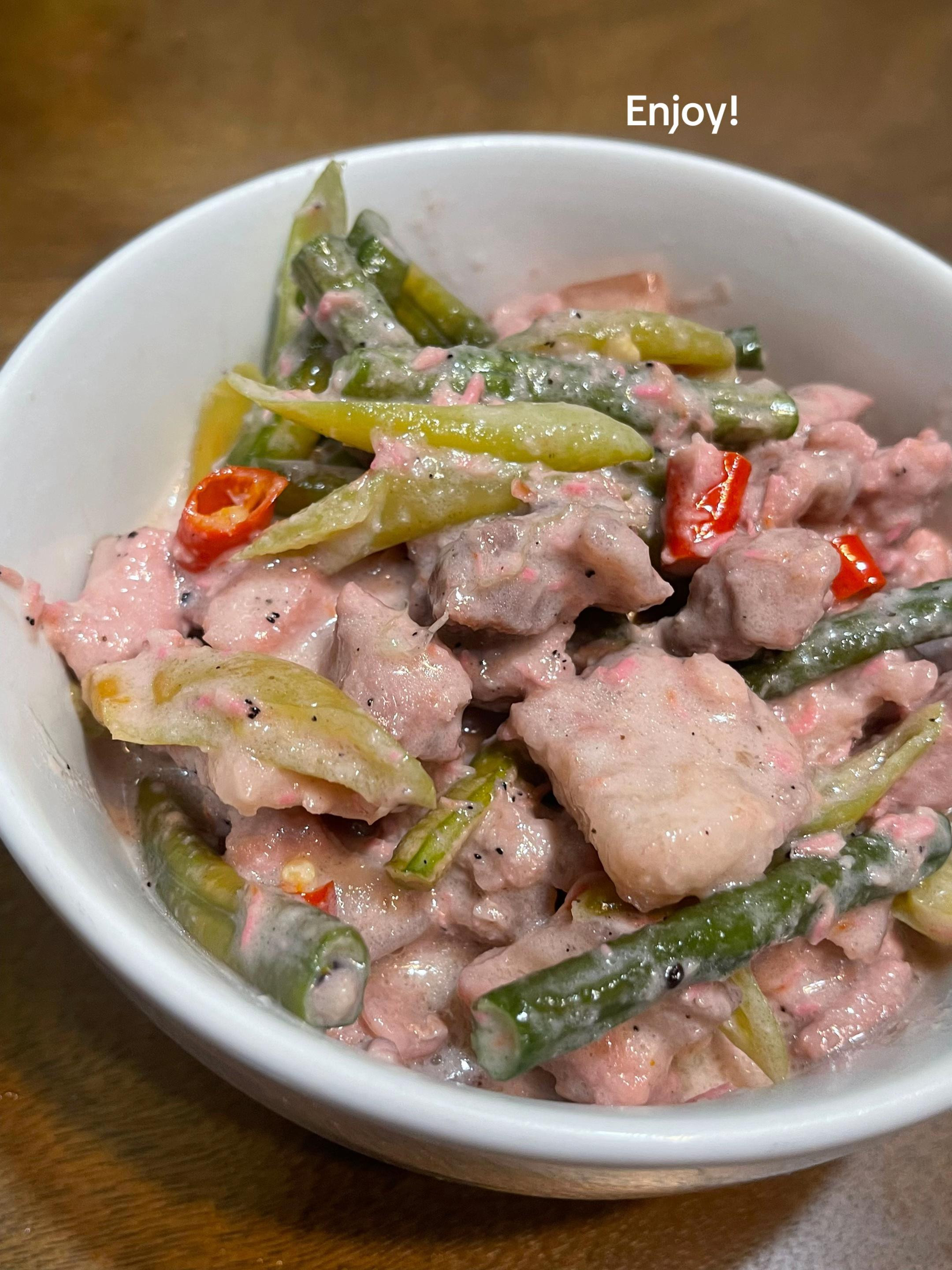 Easy Recipe: Bicol Express with sitaw - Spicy pork and green beans in coconut milk