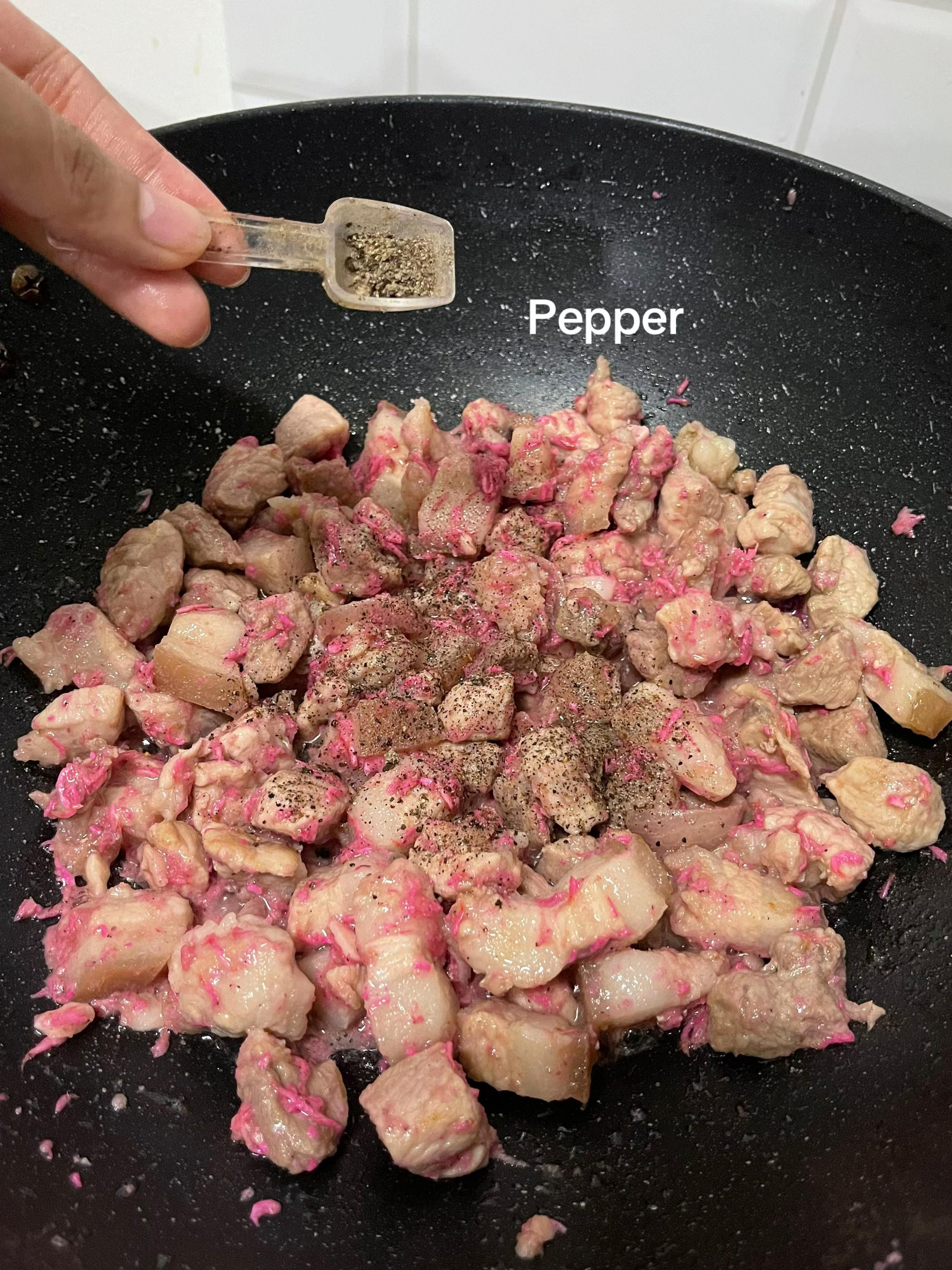 Easy Recipe: Bicol Express with sitaw - Spicy pork and green beans in coconut milk