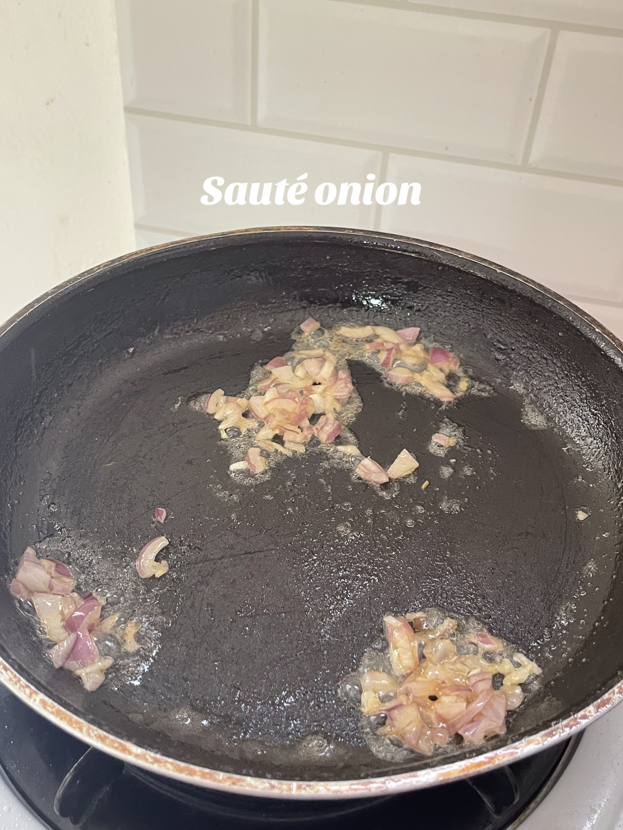 Easy Spicy Tuna Recipe with Egg, Soy Sauce and Vinegar - Filipino Home Cooking