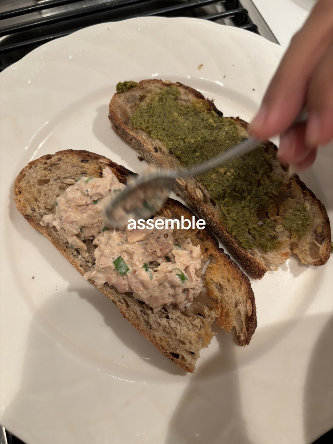 Easy Tunacado Sandwich Recipe: Tuna, Yogurt, and Pesto on Toast