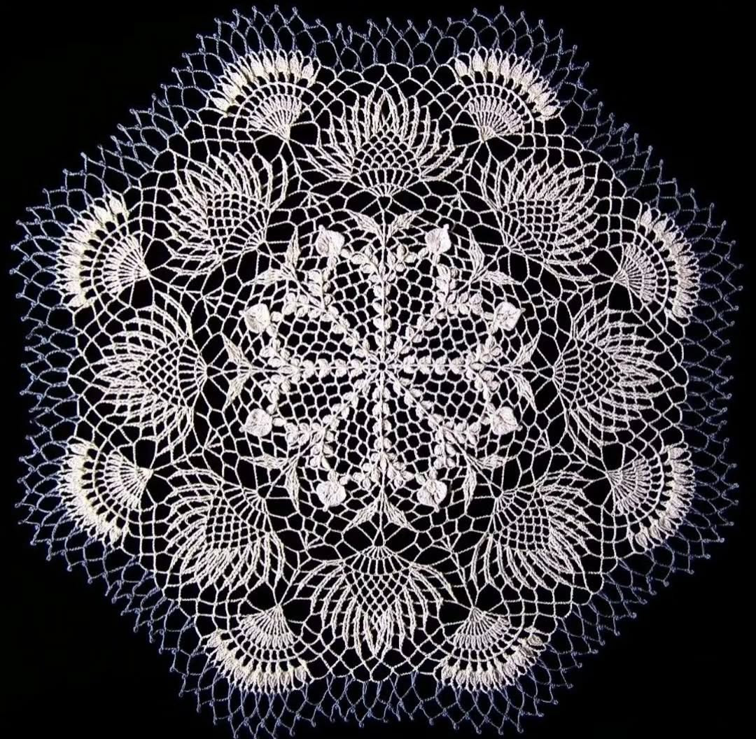 Elegant White Floral Crochet Doily Chart with Detailed Instructions