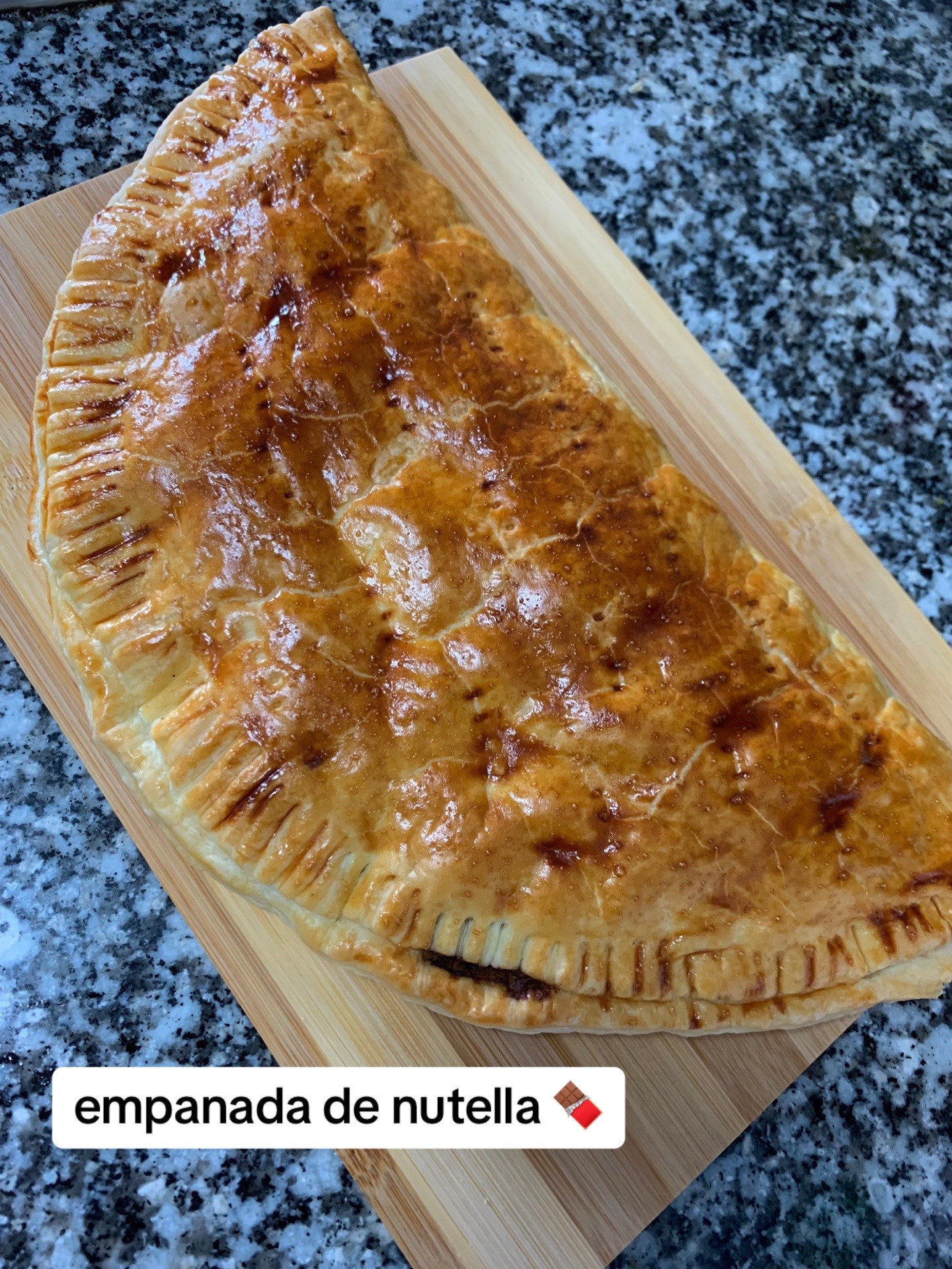 Empanada de Nutella con Hojaldre de Mantequilla: Receta Fácil y Rápida